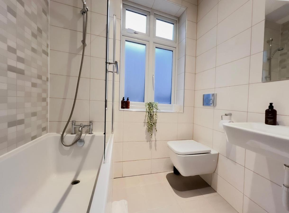 Prime Location Camden Luxury Apt Sleeps 6 Λονδίνο Εξωτερικό φωτογραφία